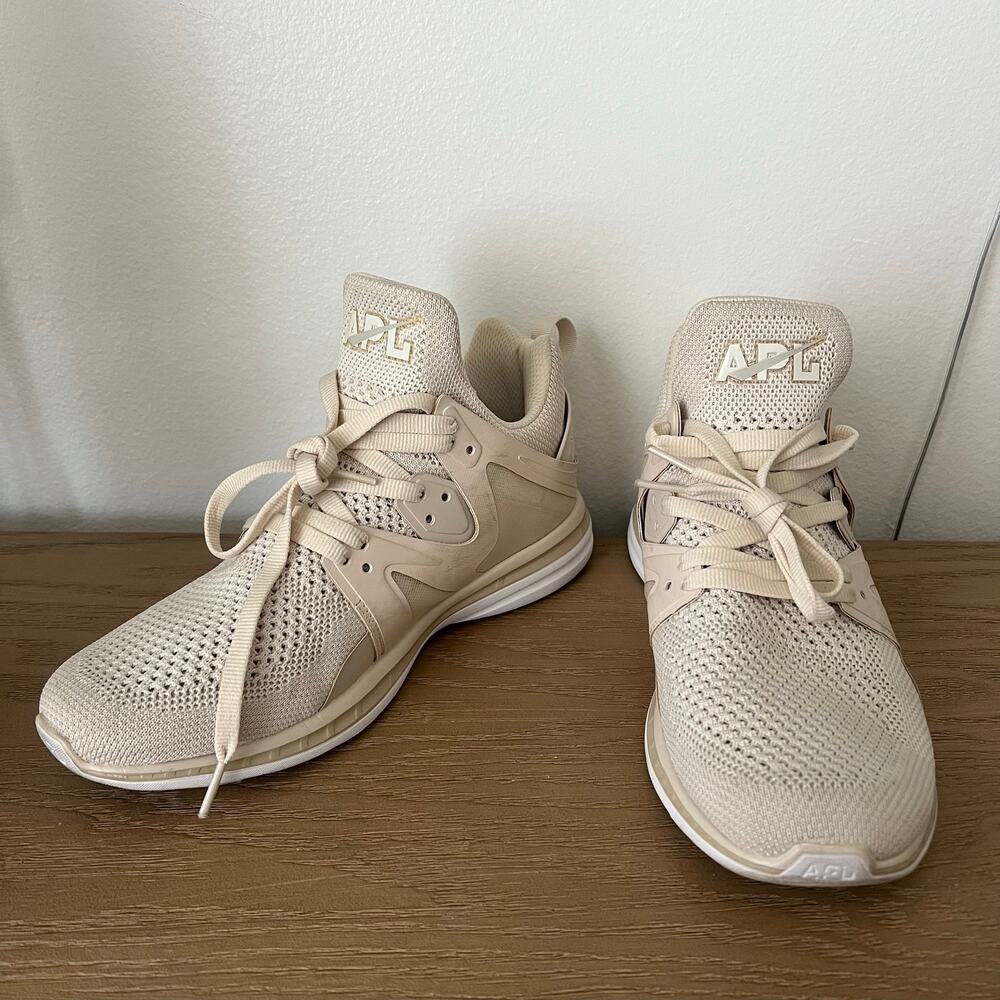 APL Athletic Propulsion Labs Ascend Women's Cream Training Shoes 10.5